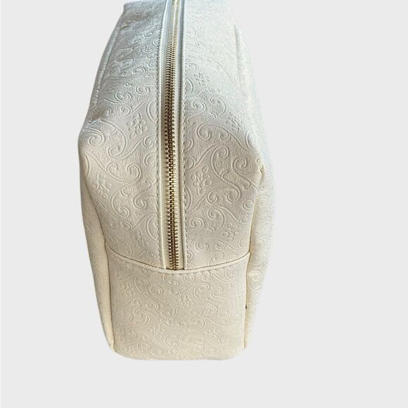 Vince Camuto Large Cosmetic Makeup Toiletries Bag - Picture 8 of 10